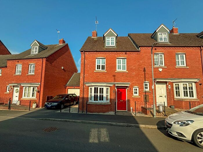 4 Bedroom End Of Terrace House For Sale In Ryder Drive, Muxton, Telford, TF2