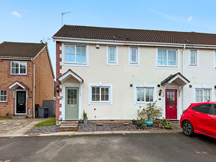 2 Bedroom Town House For Sale In Hampshire Crescent, Lightwood, Stoke-On-Trent, ST3