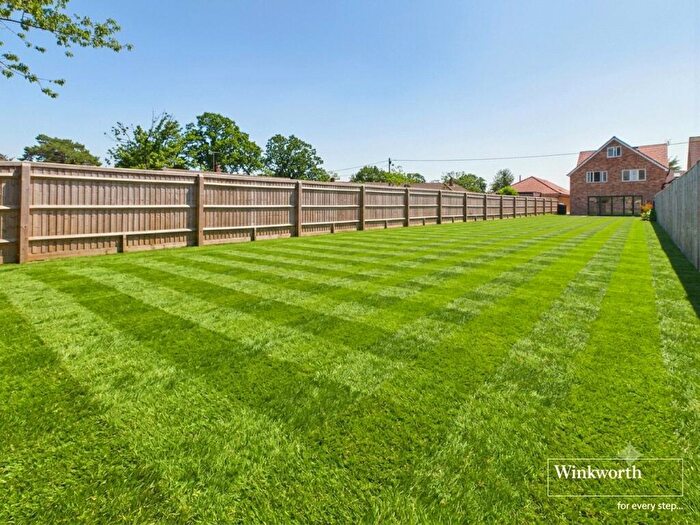 5 Bedroom Detached House For Sale In Roundfield, Upper Bucklebury, Reading, Berkshire, RG7