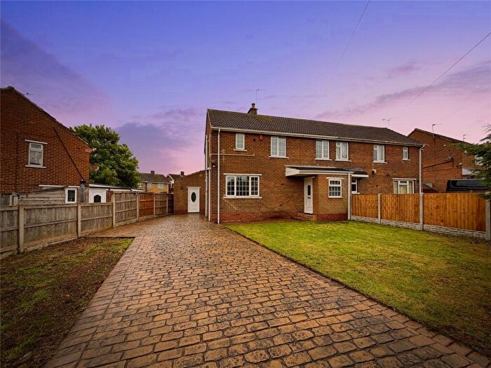 3 Bedroom Semi-Detached House For Sale In Park Drive, Campsall, Doncaster, South Yorkshire, DN6