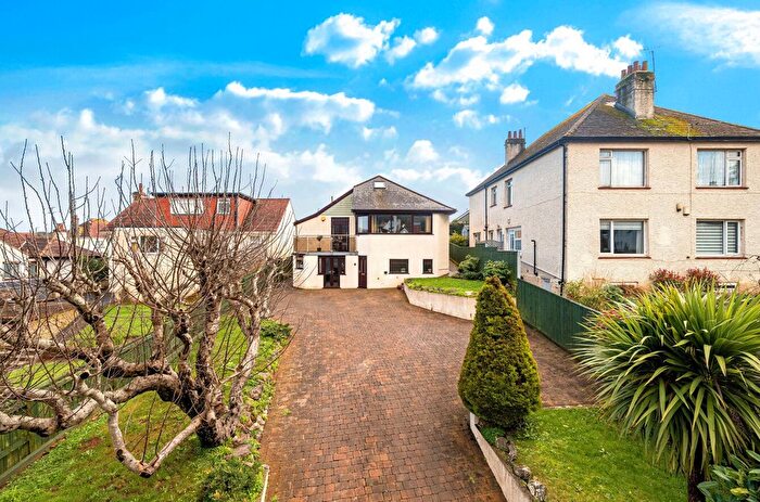 4 Bedroom Detached House For Sale In Great Headland Crescent, Paignton, Devon, TQ3