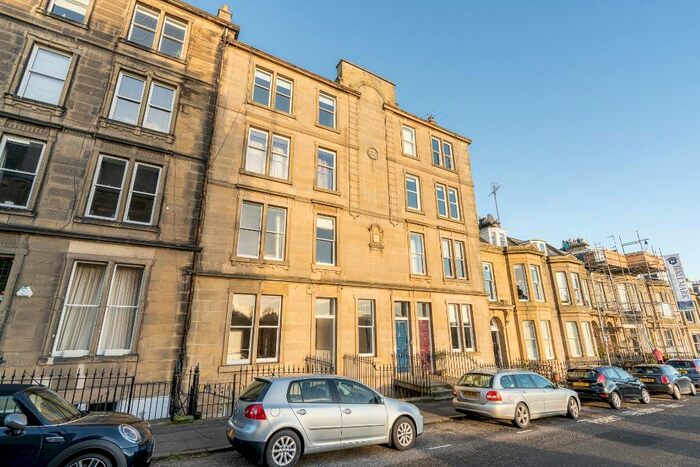 2 Bedroom Flat To Rent In Eildon Street, Inverleith, Edinburgh, EH3