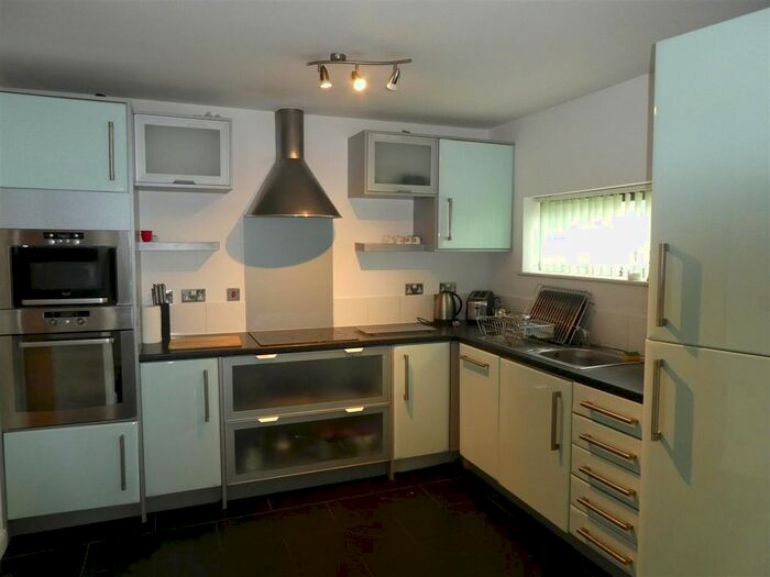 4 Bedroom Detached House To Rent In St. Christophers Court, Maritime Quarter, Swansea, SA1