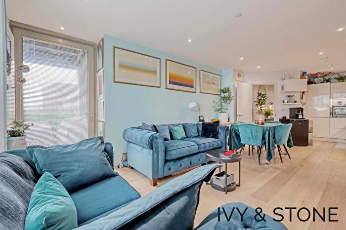 1 Bedroom Apartment For Sale In Corsair House, Royal Wharf, London, E16