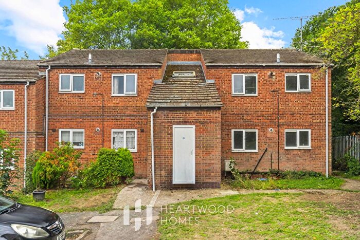 1 Bedroom Flat For Sale In Dellfield, St. Albans, AL1