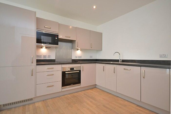 2 Bedroom Flat To Rent In Flat Kiln House, St. Thomas Street, Bristol, BS1