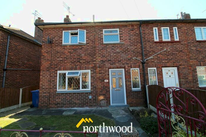 3 Bedroom Semi-Detached House To Rent In Amersall Crescent, Scawthorpe, Doncaster, DN5