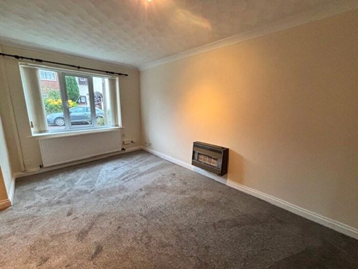 3 Bedroom Semi-Detached House To Rent In Lostock View, Lostock Hall, PR5