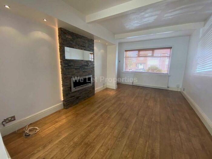 2 Bedroom House To Rent In Briarwood Avenue, Droylsden, M43