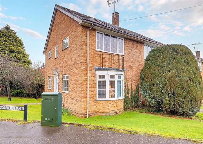 3 Bedroom End Of Terrace House For Sale In Wentworth Close, Salvington, West Sussex, BN13
