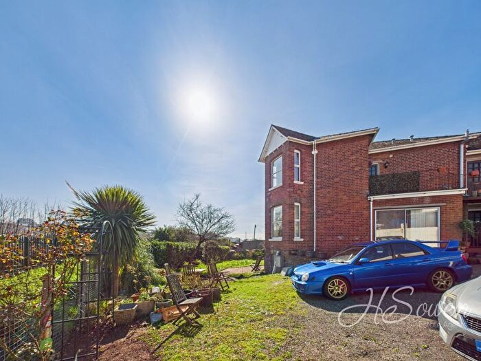 1 Bedroom Flat To Rent In Crownhill Park, Torquay, TQ2