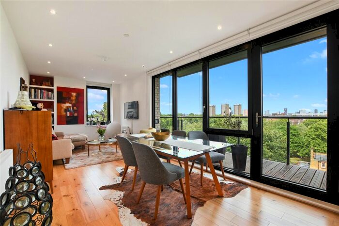 2 Bedroom Flat To Rent In Regalia Point, Palmers Road, Bethnal Green, London, E2