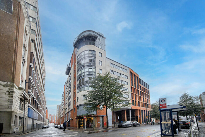 2 Bedroom Apartment To Rent In Islington Gates, Fleet Street, Birmingham, B3