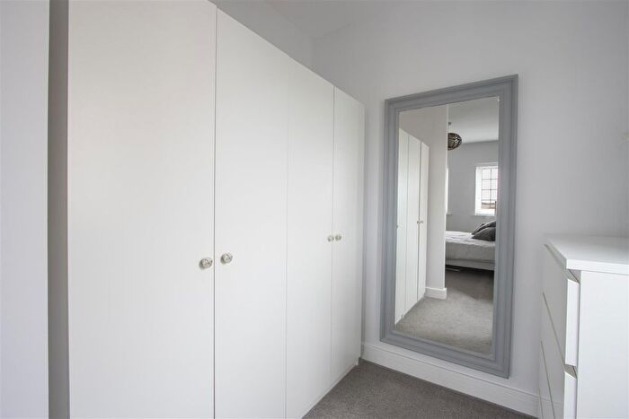 4 Bedroom Detached House For Sale In Staley Drive, Glapwell, Chesterfield, S44