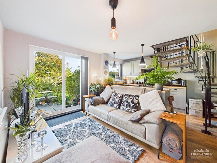 1 Bedroom Semi-Detached House For Sale In Pentre Close, Cwmbran, Torfaen, NP44