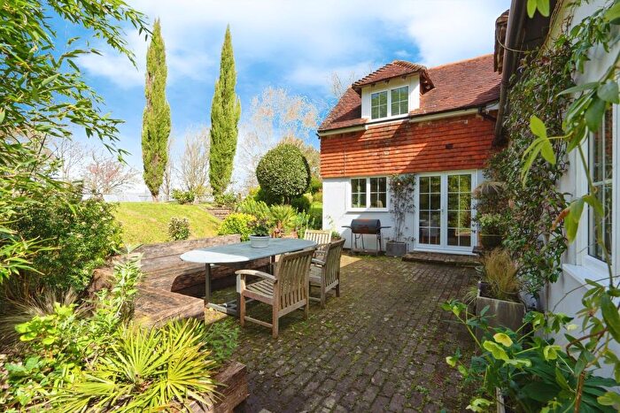 4 Bedroom Cottage For Sale In Ripe Lane, Lewes, BN8
