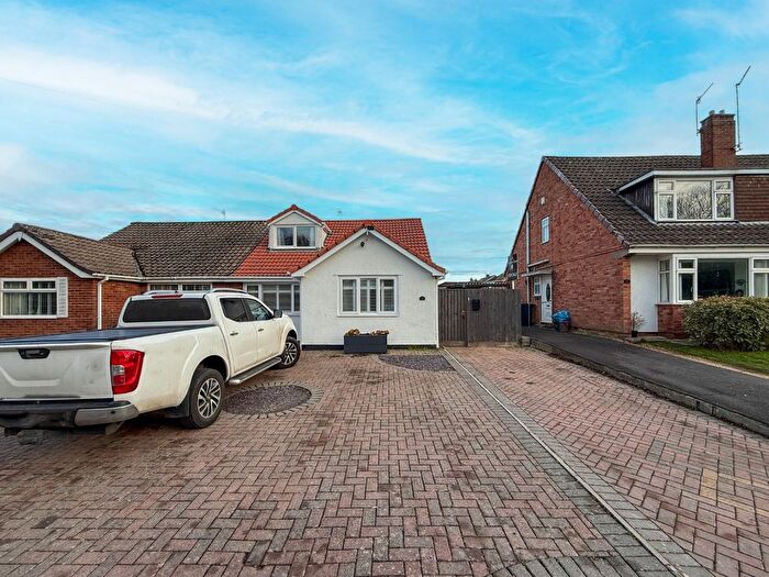 4 Bedroom Semi-Detached Bungalow For Sale In Fortfield Road, Whitchurch, Bristol, BS14