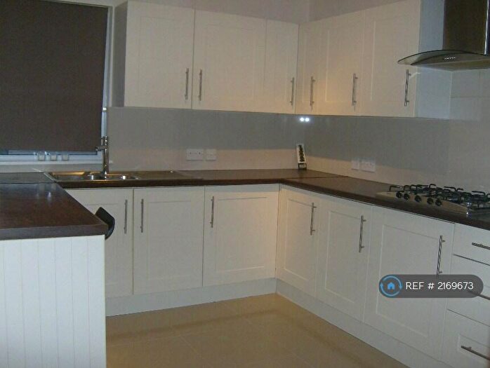 3 Bedroom Terraced House To Rent In Abbey Hey. Manchester, Manchester, M18