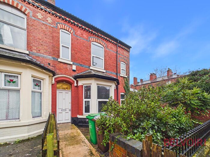 5 Bedroom End Of Terrace House For Sale In Tudor Grove, Nottingham, NG1