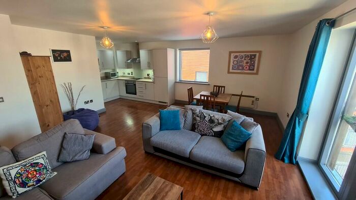 2 Bedroom Apartment To Rent In Ryland Street, B16