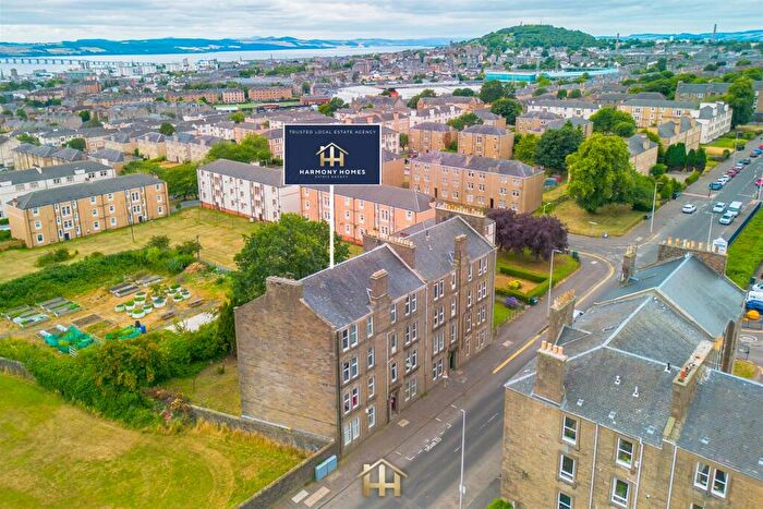 3 Bedroom Flat For Sale In Clepington Road, Dundee, DD3