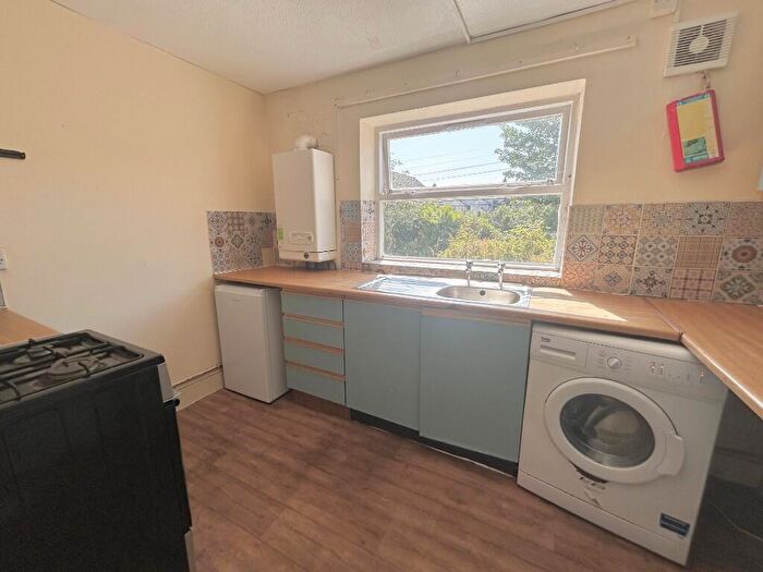 2 Bedroom Apartment To Rent In Richmond Road, Cardiff(City), CF24
