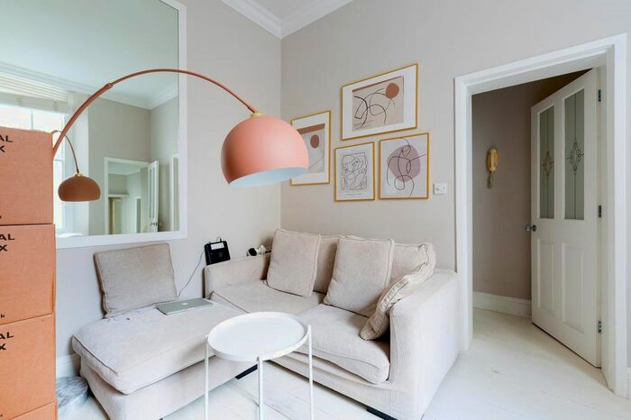 1 Bedroom Flat To Rent In Gloucester Terrace, London, W2