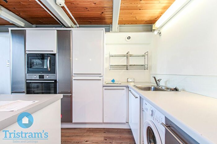 3 Bedroom Flat To Rent In Thurland Street, Nottingham, NG1