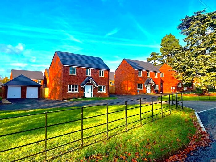 4 Bedroom Detached House For Sale In Open Event - Hillcrest House, Upton St. Leonards, Gloucester, Gloucestershire, GL4