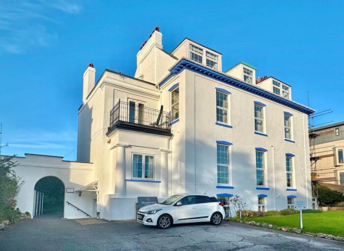 2 Bedroom Apartment For Sale In Trefusis Terrace, Exmouth, EX8