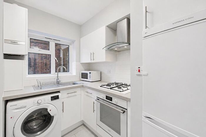 1 Bedroom Flat To Rent In North End Road, Wembley Park, HA9