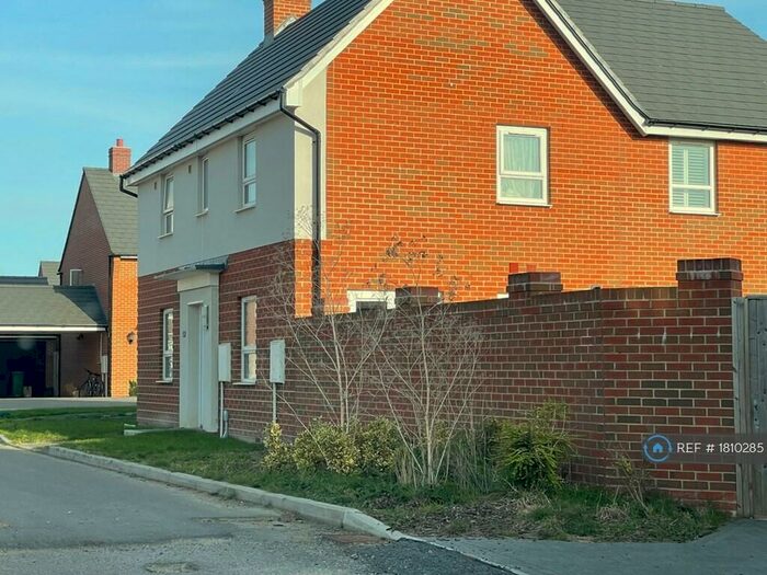 3 Bedroom Semi-Detached House To Rent In Herald Street, Broughton, Aylesbury, HP22