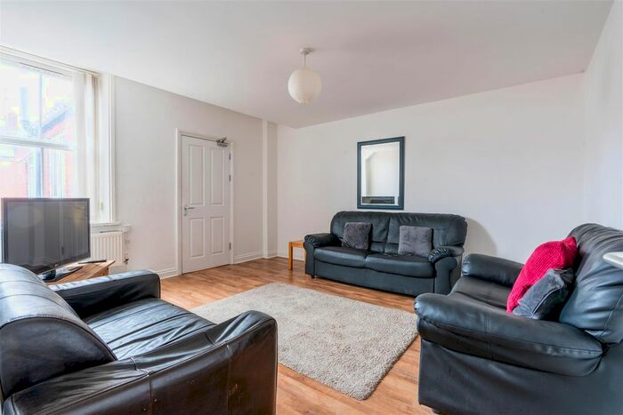 6 Bedroom Maisonette To Rent In Stratford Grove West, Newcastle Upon Tyne, NE6