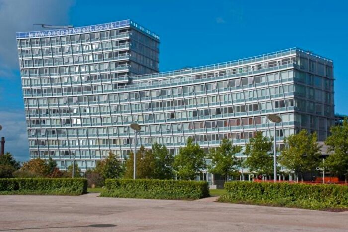 Garage / Parking To Rent In Strand Street, Liverpool, L1