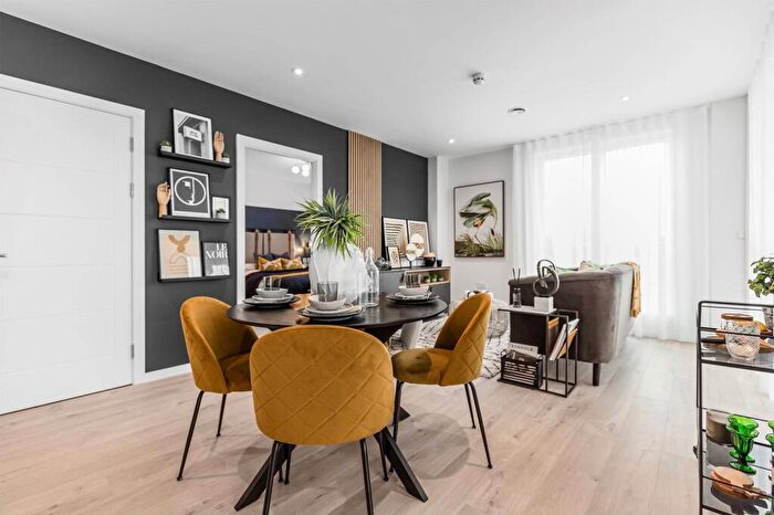 2 Bedroom Flat For Sale In Meridian Water, Enfield, London, N18