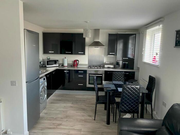 2 Bedroom Flat To Rent In Erroll Street, City Centre, Aberdeen, AB24