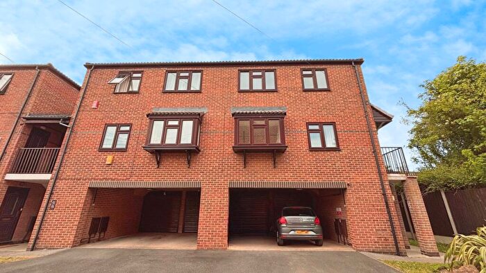 2 Bedroom Terraced House To Rent In Lenton Manor, NG7