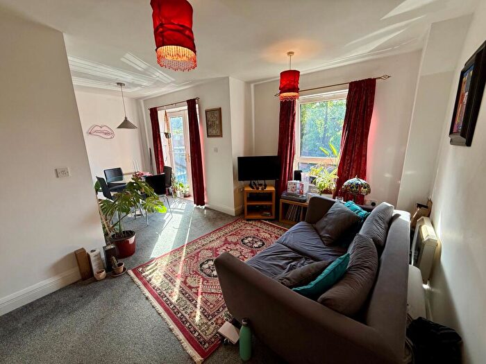 2 Bedroom Apartment To Rent In Withington Road, Whalley Range, M16