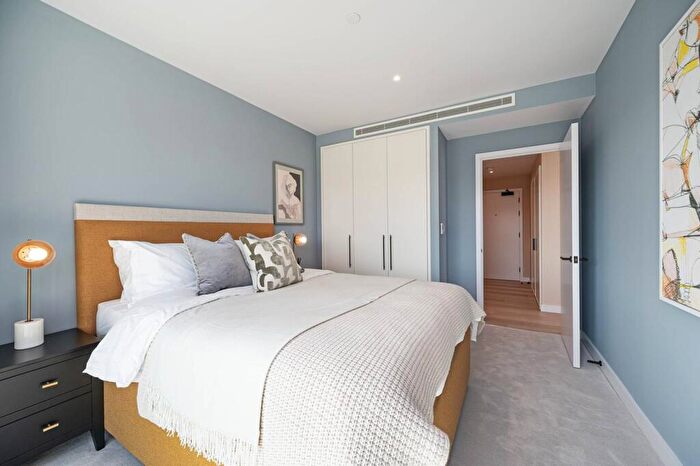 3 Bedroom Flat For Sale In Riverscape, Royal Docks, E16