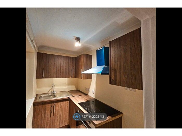 1 Bedroom Flat To Rent In Avenue Road, Southampton, SO14