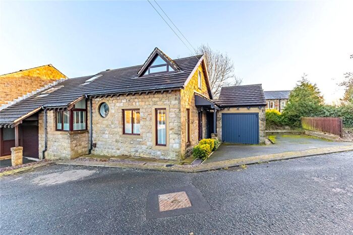 2 Bedroom End Terrace House For Sale In Heathfield Mews, Golcar, Huddersfield, HD7