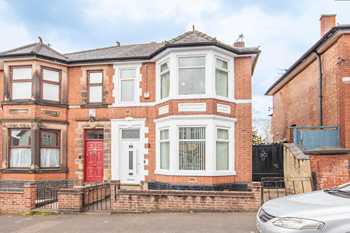 4 Bedroom Semi-Detached House For Sale In Empress Road, Derby, DE23