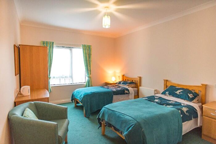 1 Bedroom Flat To Rent In Grange Avenue, Luton, Bedfordshire, LU4