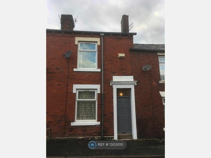 2 Bedroom Terraced House To Rent In Whitelees Road, Littleborough OL15