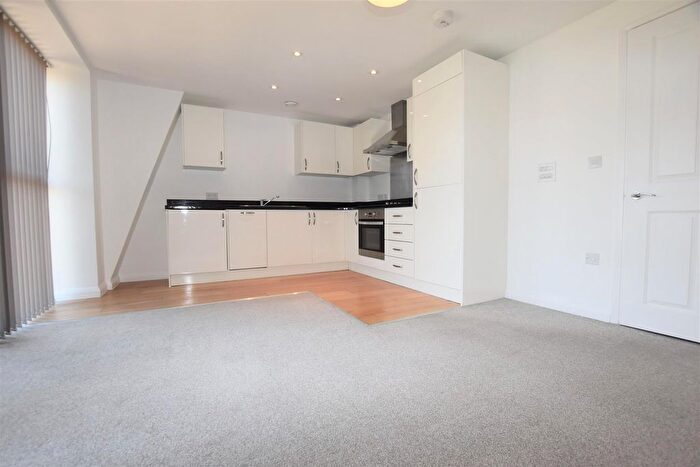 1 Bedroom Flat To Rent In Kings Road, Reading, RG1