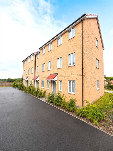 2 Bedroom Flat To Rent In Cornfield Drive, Northfleet, Gravesend, DA11