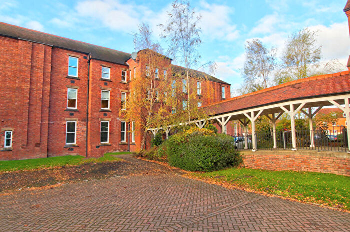 1 Bedroom Apartment For Sale In Marshall Crescent, Stourbridge, DY8