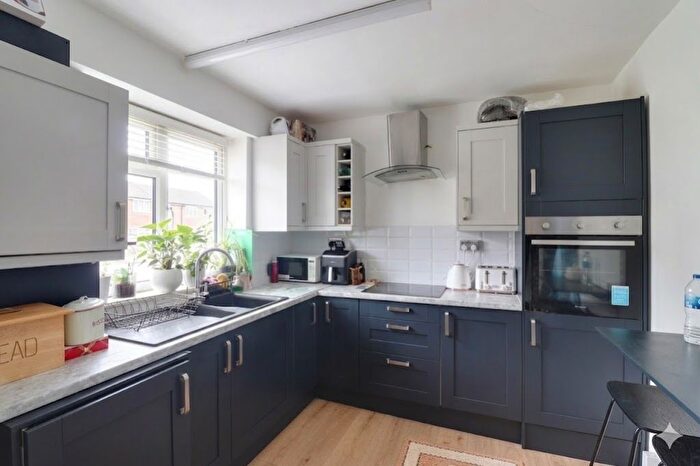2 Bedroom Terraced House For Sale In Sandstone Road, Grove Park, SE12