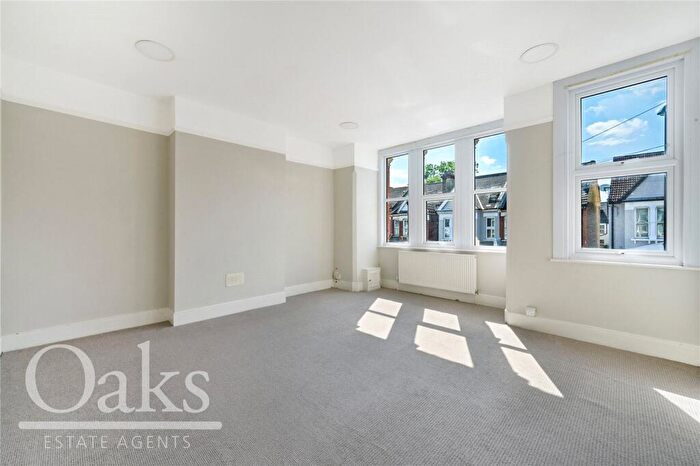 2 Bedroom Apartment For Sale In Sangley Road, South Norwood, SE25