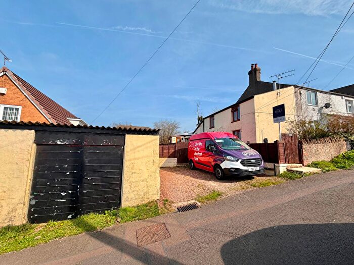 2 Bedroom Semi Detached House For Sale In Meendhurst Road, Cinderford, GL14